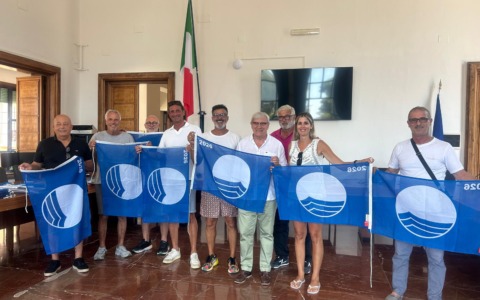 Sabaudia riceve la Bandiera Blu per il biennio 2026-2027