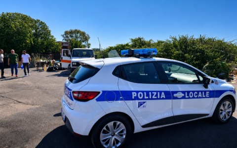 Sgombero di immobili abusivi nel mercato di Latina