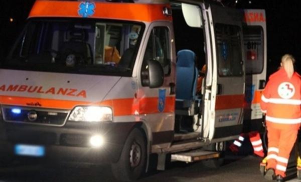 Bracciante indiano travolto da auto mentre va al lavoro