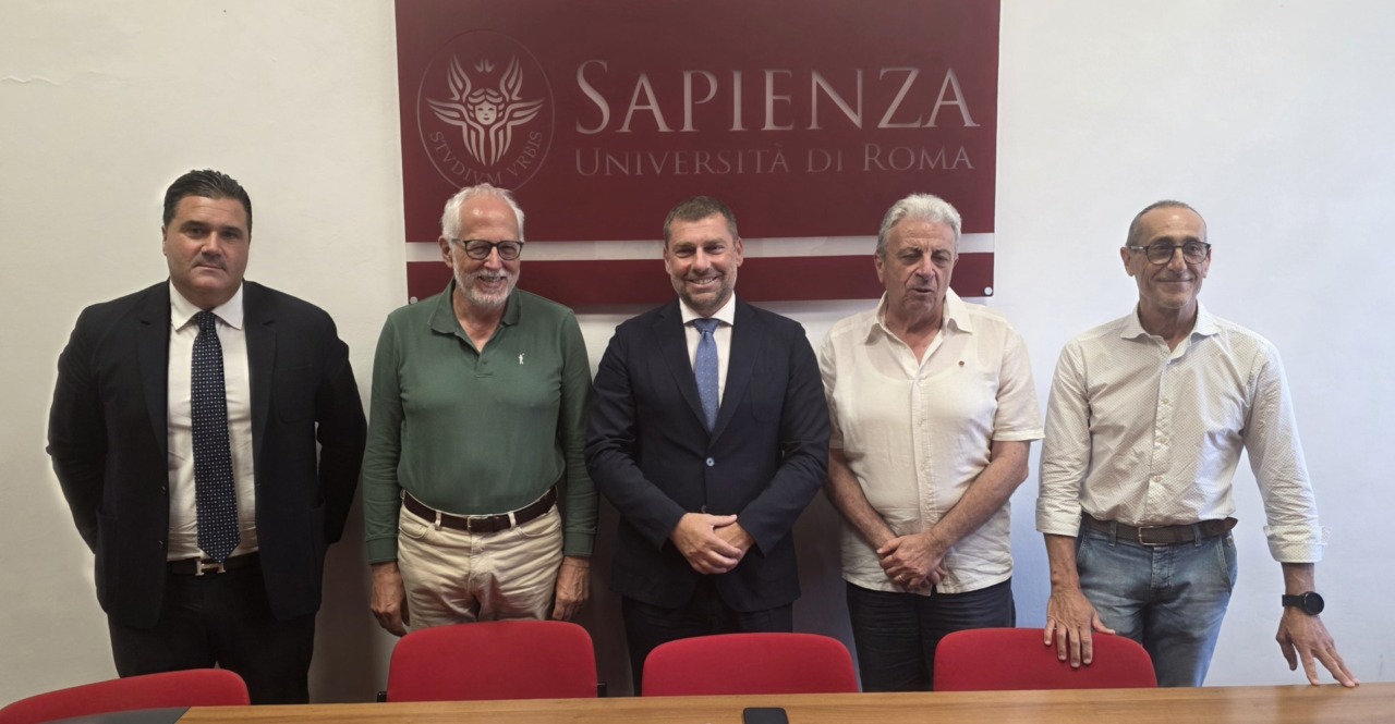 Due borse di studio per giovani ricercatori a Latina