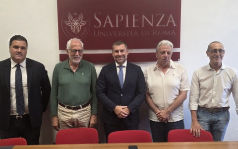 Due borse di studio per giovani ricercatori a Latina