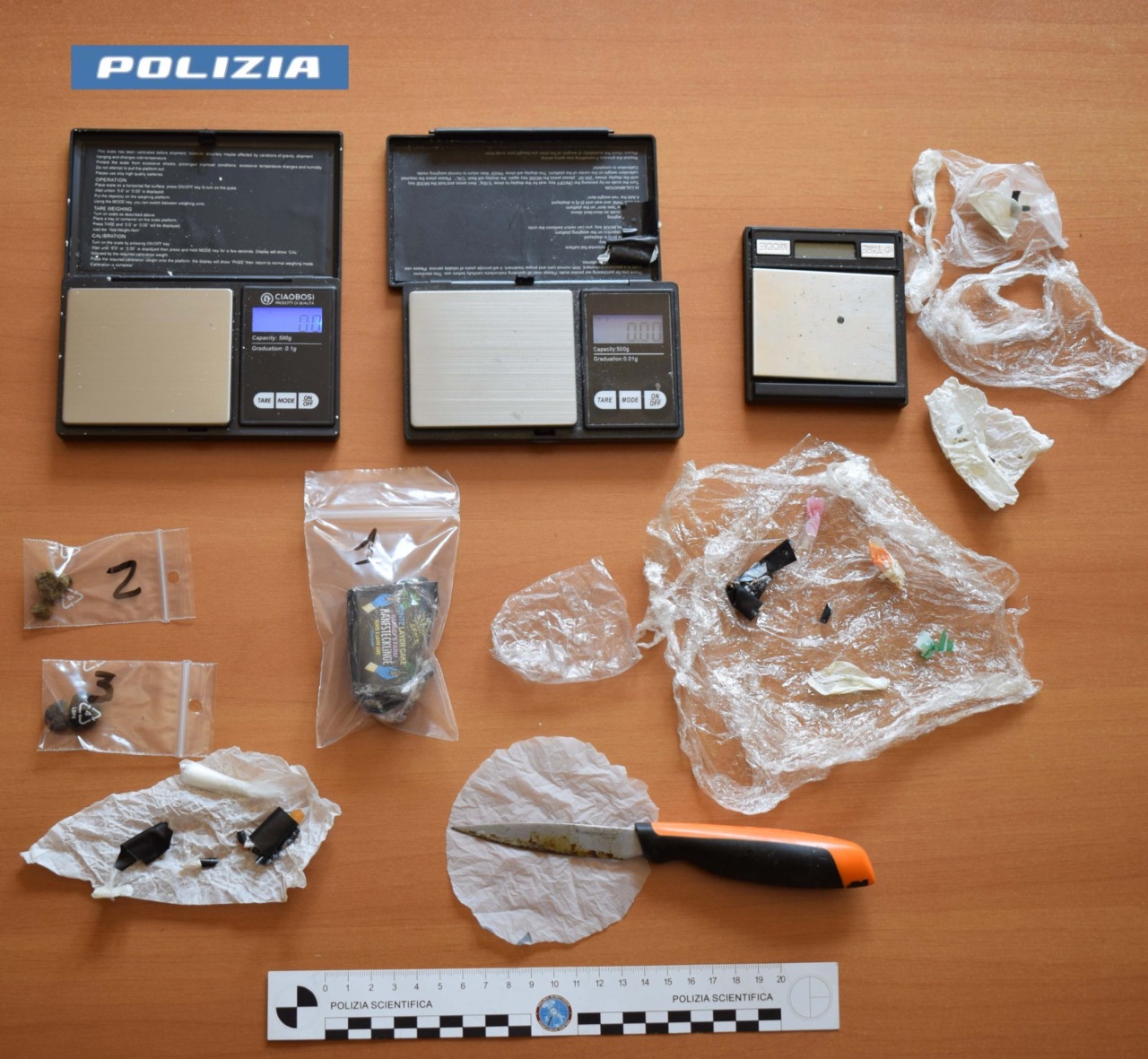 Giovane denunciato per spaccio di droga a Cisterna