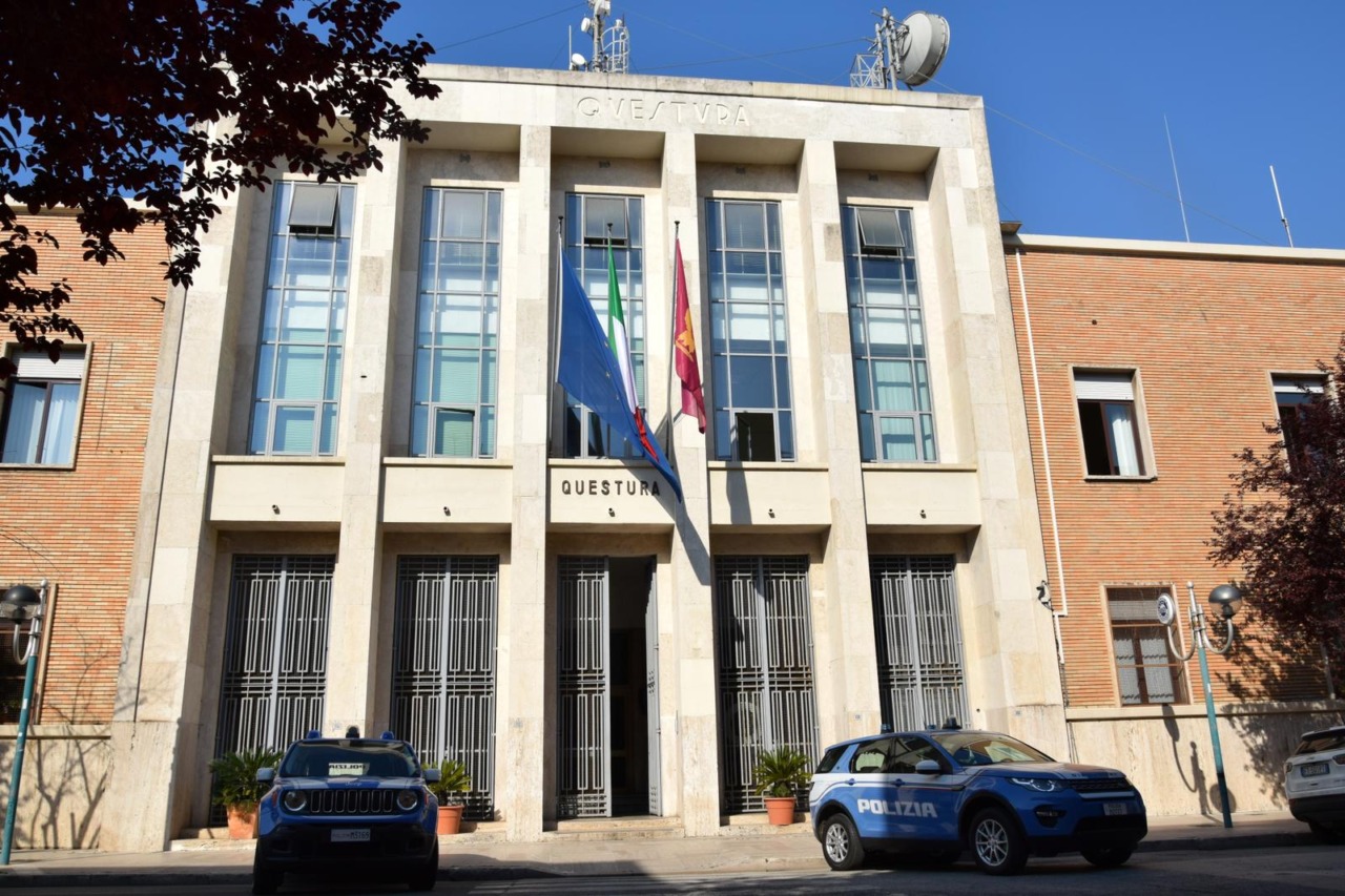 Denunciato un 46enne per violenza sulla ex moglie