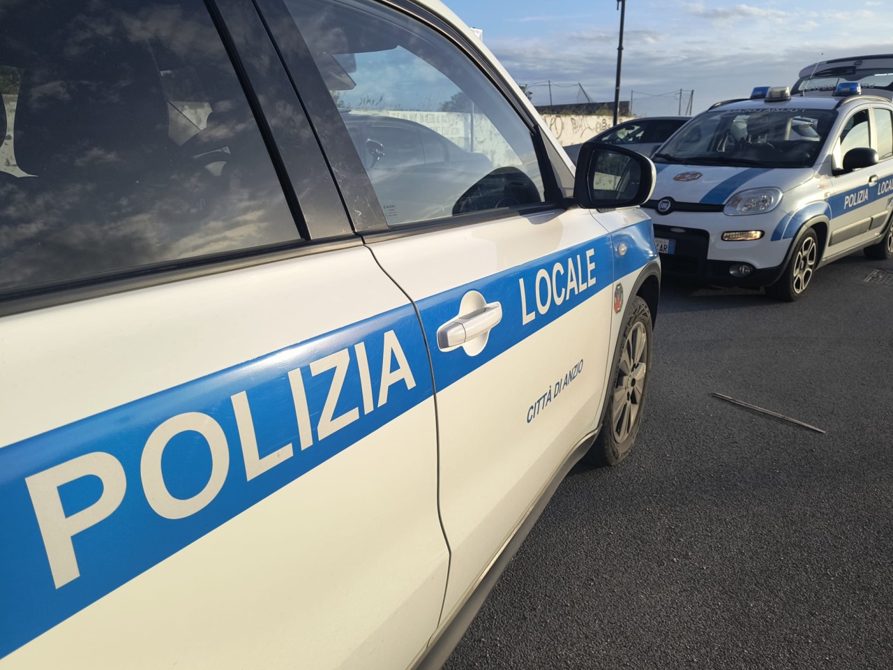 Sequestrate oltre 1000 borse e giocattoli abusivi a Terracina