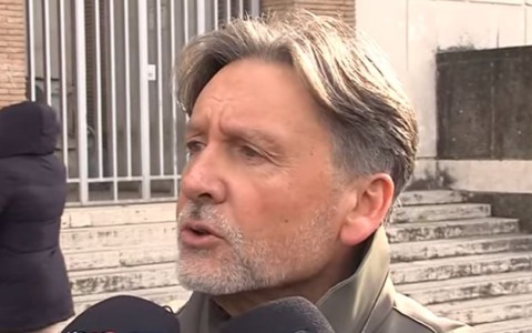 Inizio processo chioschi sul lungomare: ritardo per assenza imputato