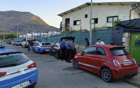 Sgomberato insediamento abusivo a Terracina: 72 identificati