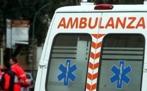 Incidente mortale a Cisterna, perde la vita un centauro