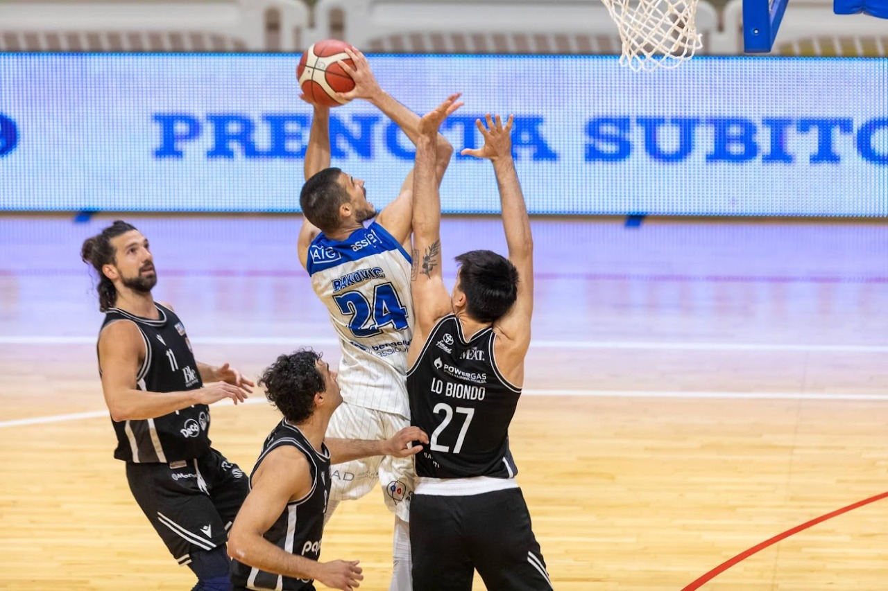 Latina Basket in attesa di una soluzione per il campo