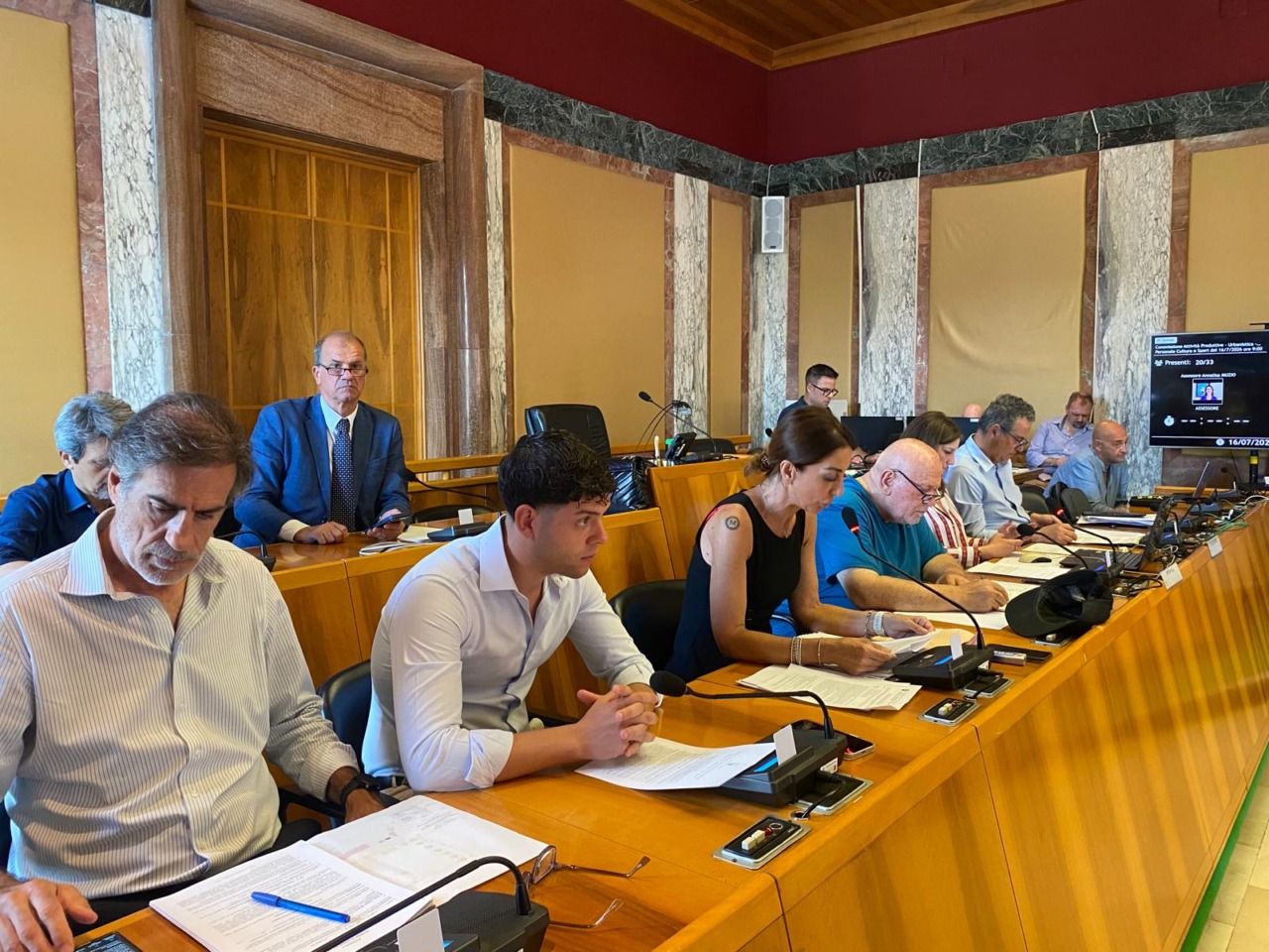 Via libera alle commissioni per il nuovo impianto di basket
