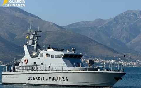 Controlli su Ponza e Ventotene: multe per 66mila euro