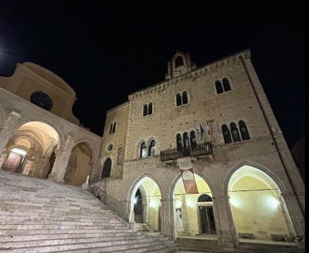Priverno, giovane seguita a casa: l’opposizione chiede più sicurezza