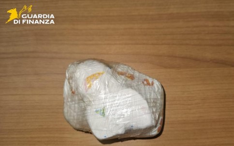 Formia, sequestrati 150 grammi di eroina: un arresto