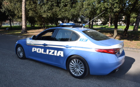 Smart distrutta dalle fiamme al Piccarello: indaga la Polizia