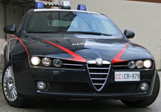 Fondi, 28enne arrestato per furto in auto