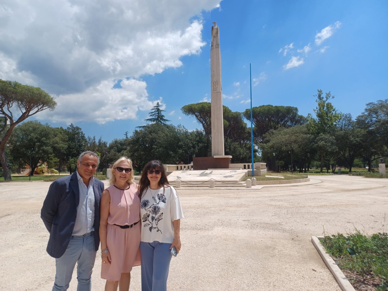 Siringhe abbandonate nel parco Falcone e Borsellino