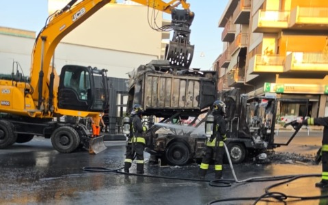 Incendio a un mezzo di Cisterna Ambiente, la FP CGIL interviene