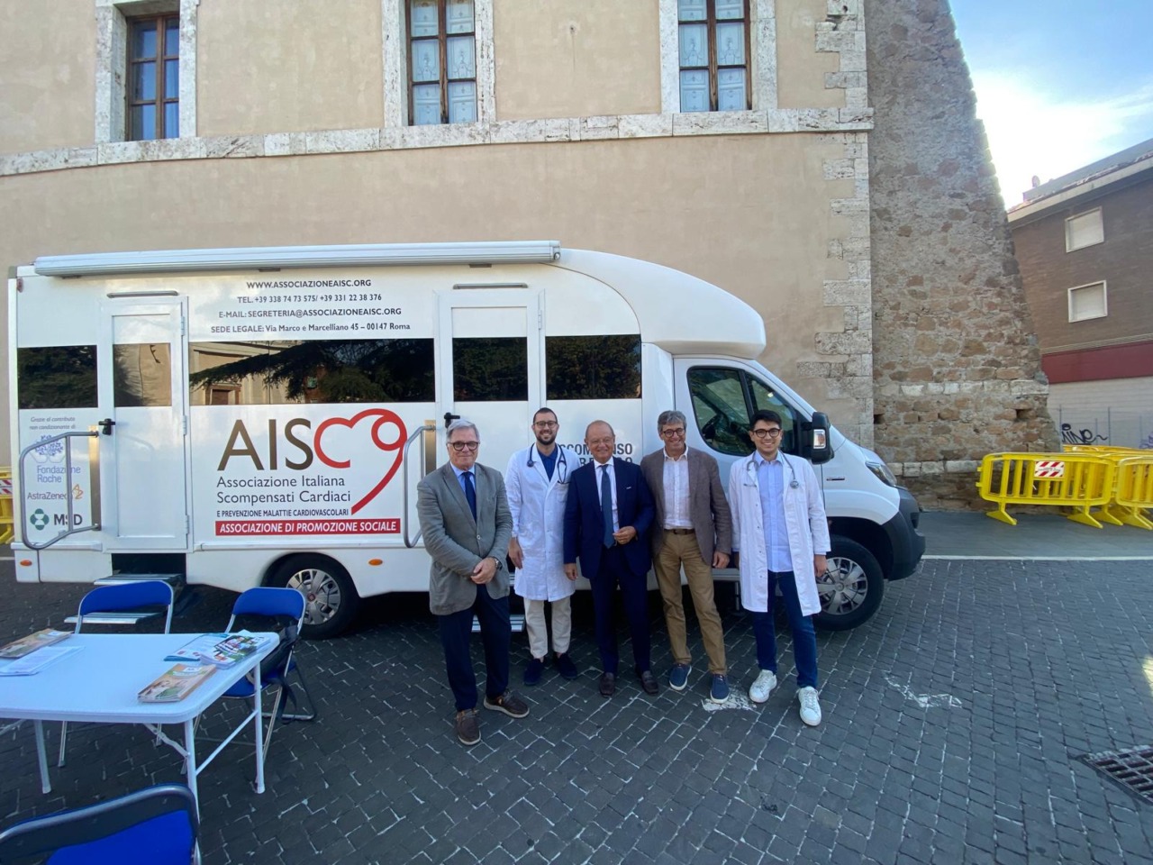 Cisterna, prevenzione cardiaca: successo per il camper AISC