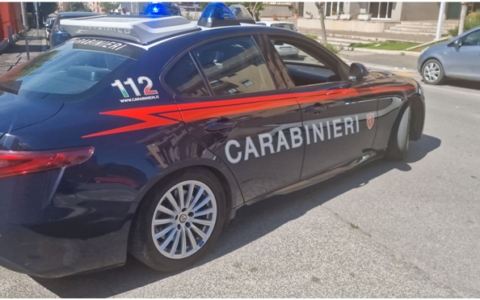 Aprilia, due arresti per ricettazione dopo un furto in auto