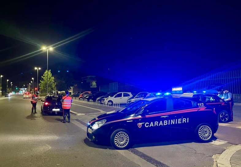 Controlli a Latina: tre giovani segnalati per droga