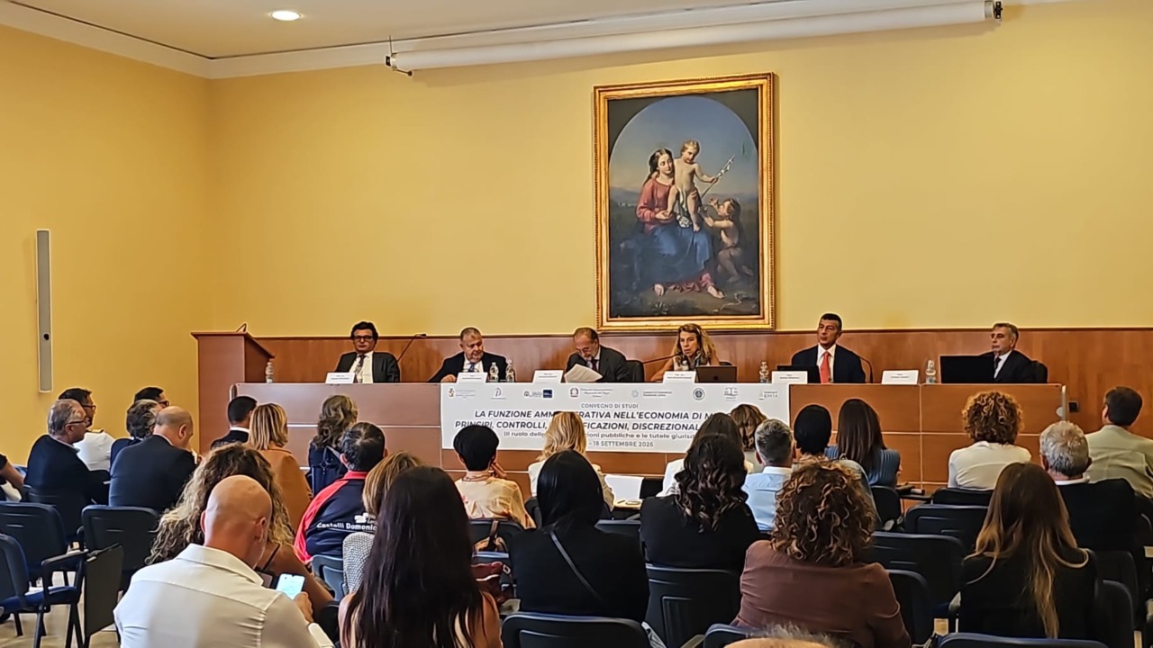Gaeta, confronto su amministrazione ed economia di mercato