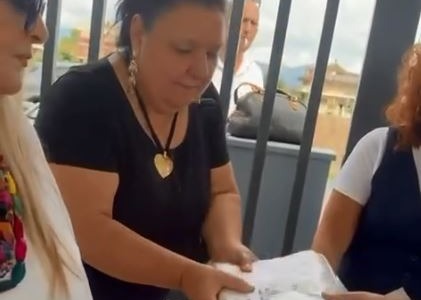 Alloggi popolari a Ciarelli, la sindaca: «Nessun favore»