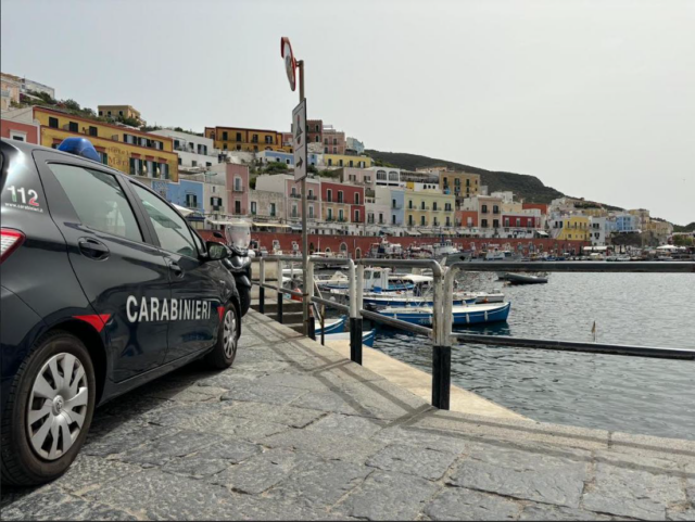 Ponza, controlli dei Carabinieri tra movida e mare