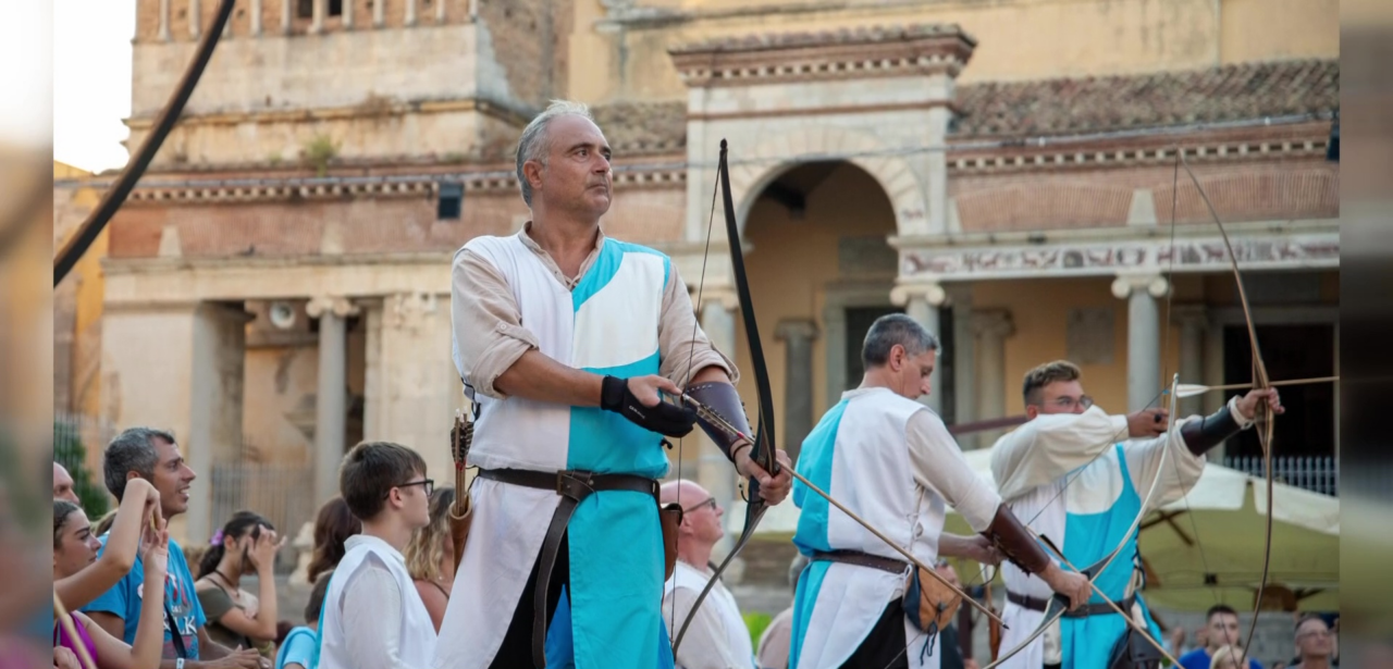 Palio delle Contrade, Castello trionfa con Bruno Pezza