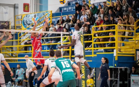 La Pallavolo Sabaudia trasloca: gare interne a Cisterna