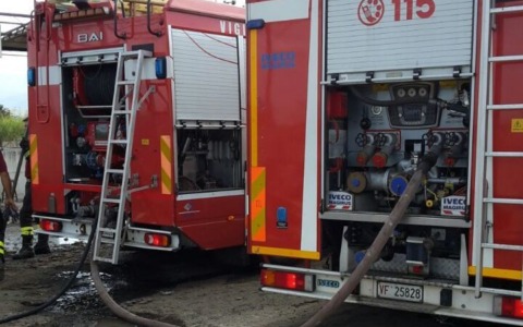Ostia, operaio muore cadendo dal cestello di una gru