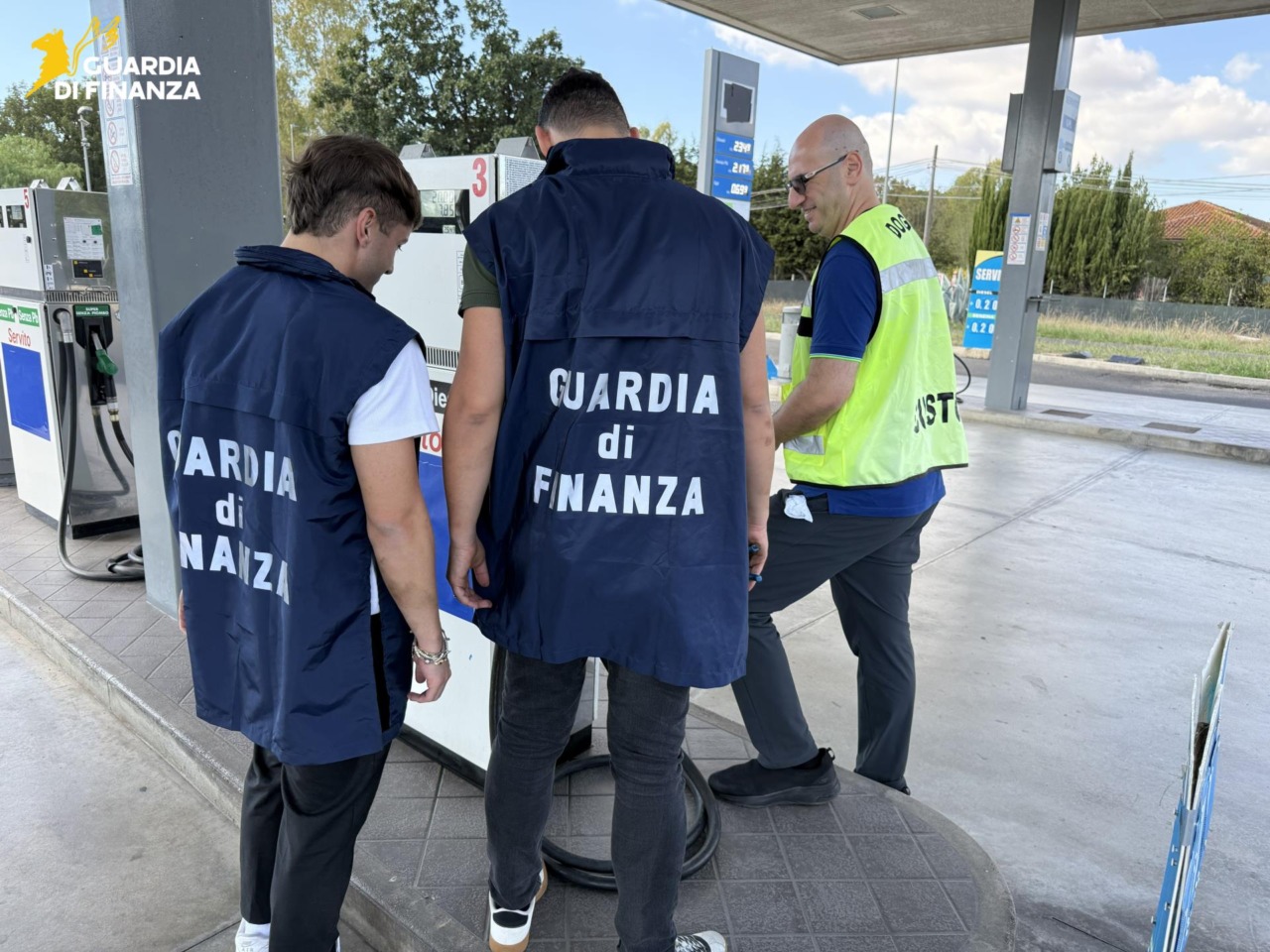 Carburante irregolare, sequestrati 16.500 litri nel Pontino