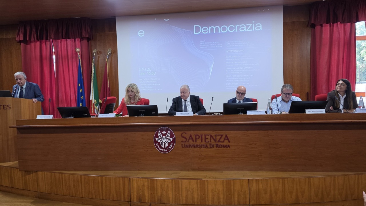 IA e democrazia: convegno e libro di Roberto Cecere a Latina