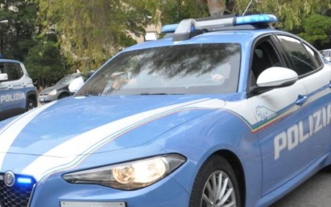 Rapinato a 86 anni davanti alla chiesa di Santa Maria Goretti