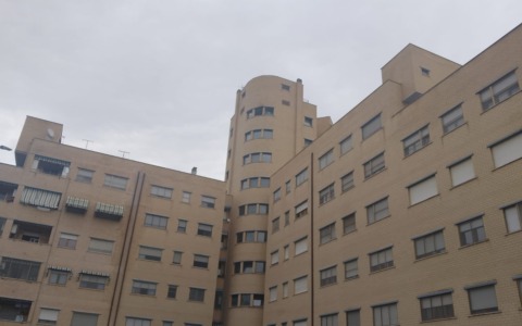 Incendio all’ottavo piano, evacuato un condominio a Latina